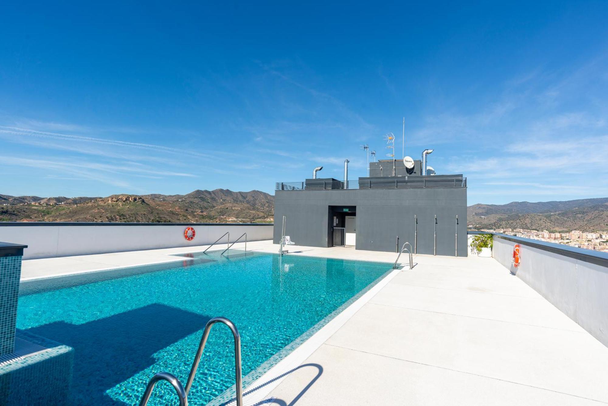 Apartment Skyline V Pool & Coworking By Ele